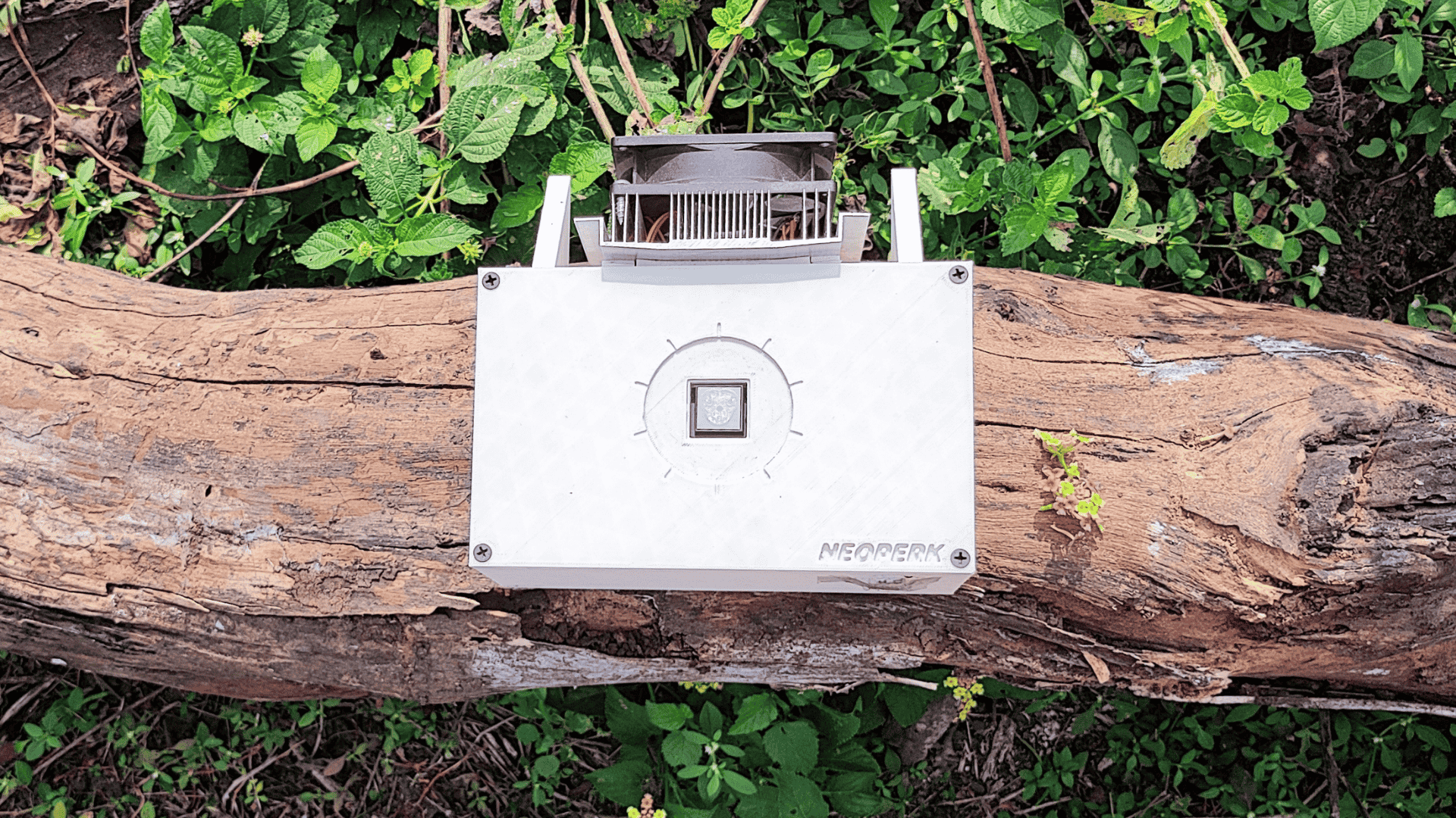 A Neoperk rapid soil testing device, showcasing AI-powered soil analysis technology supported by Scale-Up, Marico Innovation Foundation’s no-equity accelerator.
